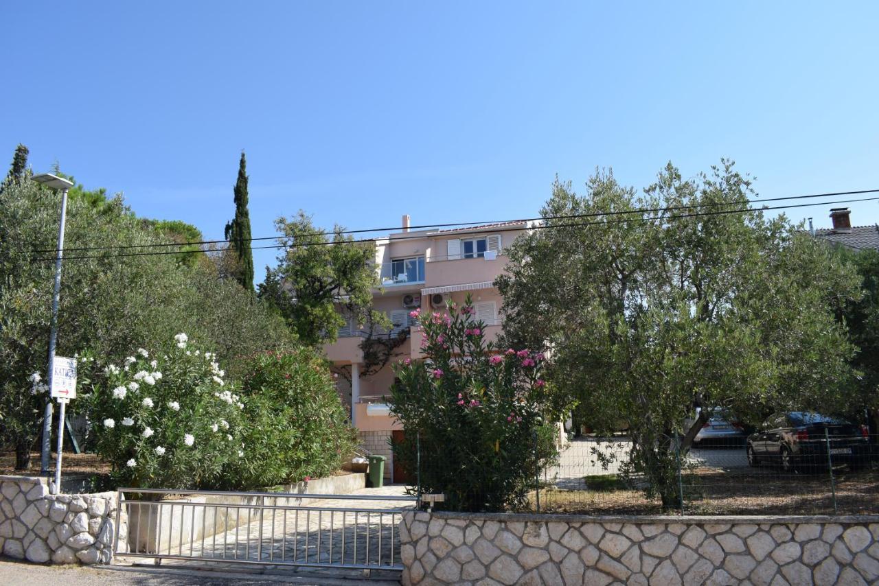 Apartmani Katica Novalja Exterior foto