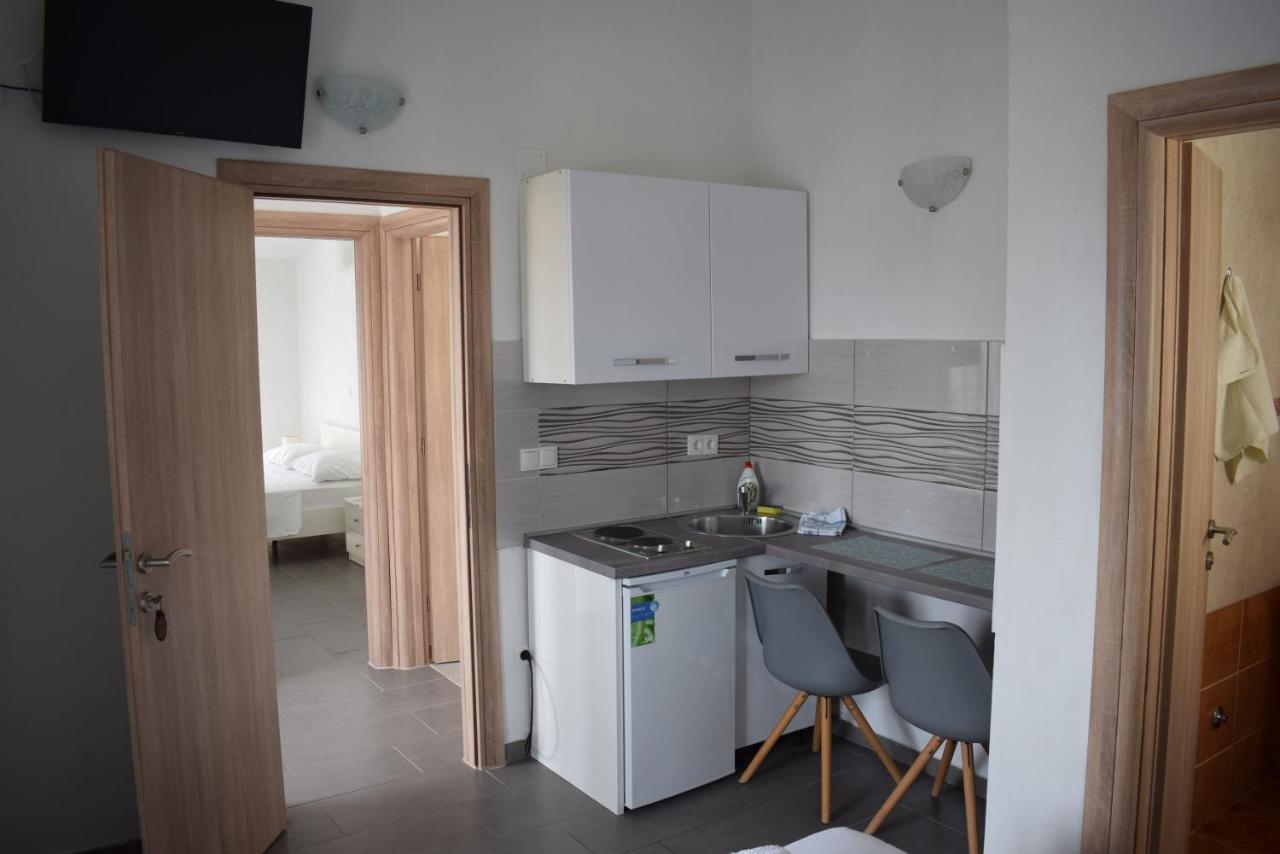 Apartmani Katica Novalja Exterior foto