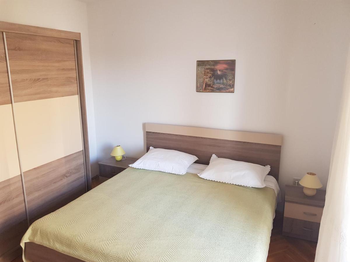 Apartmani Katica Novalja Exterior foto