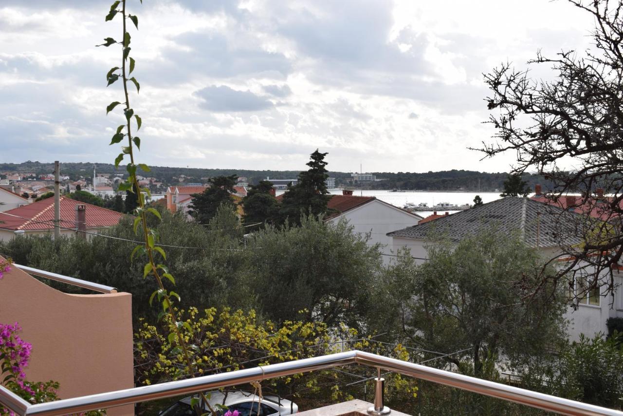 Apartmani Katica Novalja Exterior foto