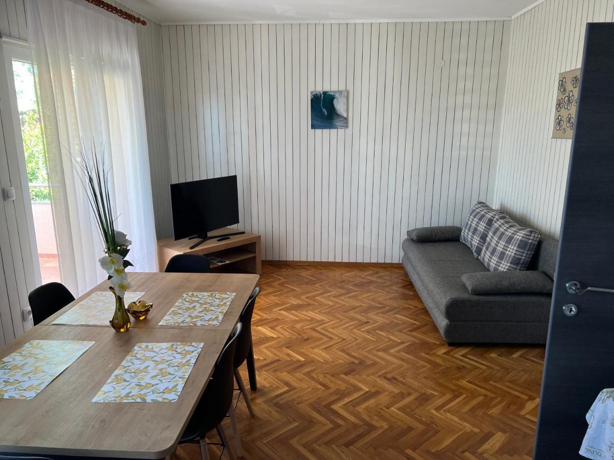 Apartmani Katica Novalja Exterior foto