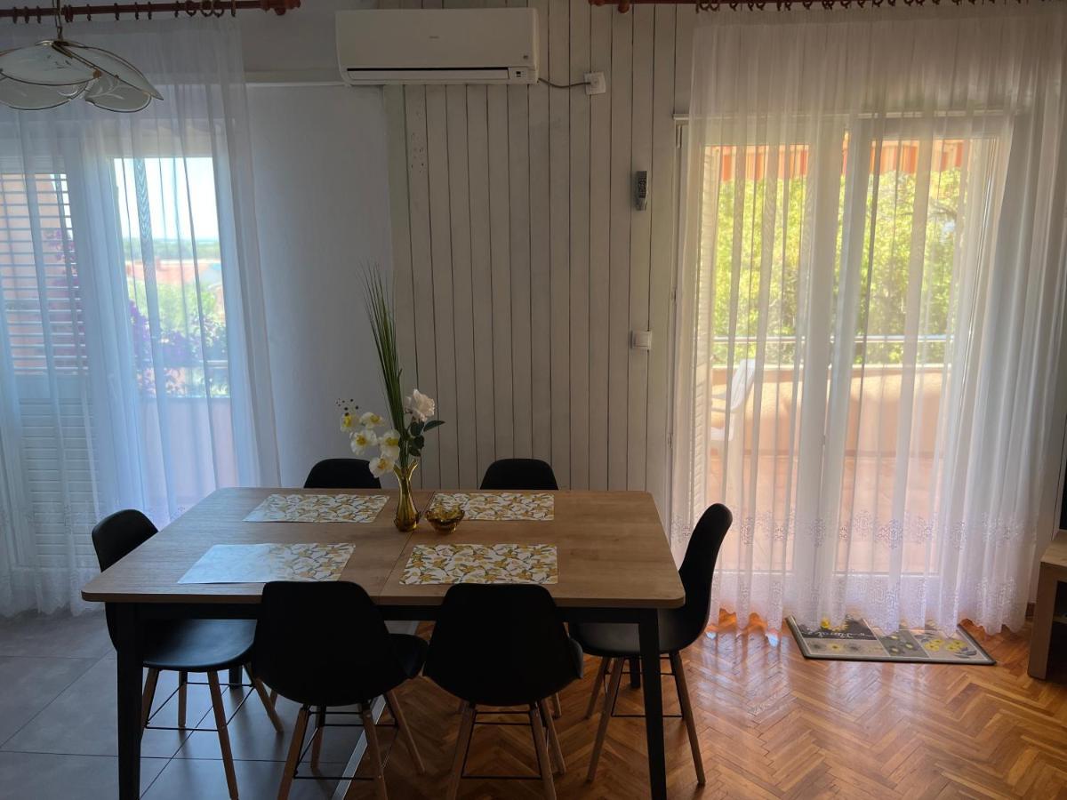 Apartmani Katica Novalja Exterior foto